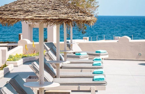 Kamari Apartment | 40 m² Serviced apartment ∙ 2 bedrooms ∙ 127 guests