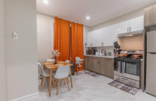 Upper Roseville Apartment | 40 OFF 3Days, 9 min to EWR, 2 Queen Beds, Sleeps 6
