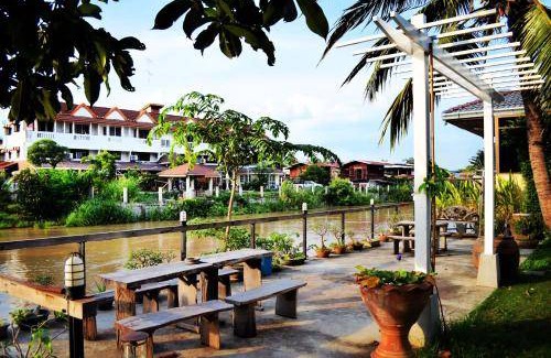 Ayutthaya Bed & Breakfast | 400 m² Bed and breakfast ∙ 5 bedrooms ∙ 20 guests
