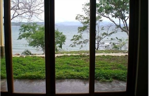 Rivas House | 4000 Square Foot Luxury Beachfront Villa with Infinity Pool