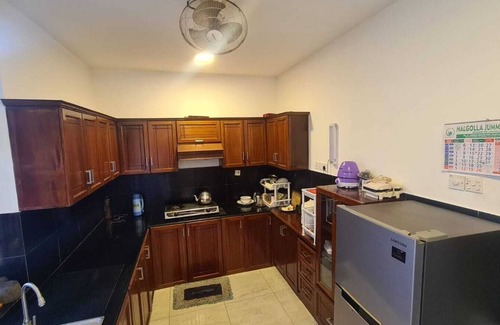 Mount Lavinia House | 400m to Dehiwala National Zoo