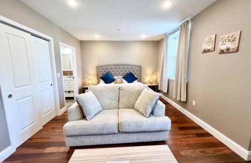 Logan Square Apartment | 403 Luxury and Comfy King bed in Central city of phily