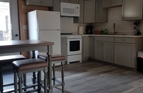 Gardiner Hotel | 406 Lodge