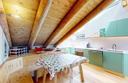 Celerina-Schlarigna Apartment | 4½-room apartment on the 1st and 2nd floor.