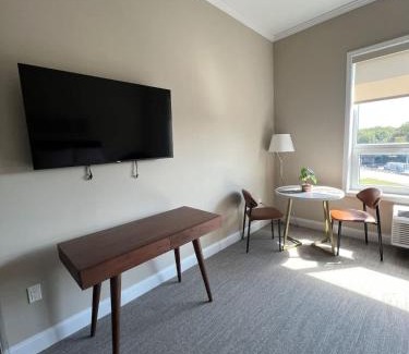 Morgan Apartment | 410 Modern Brand New Studio Apartment