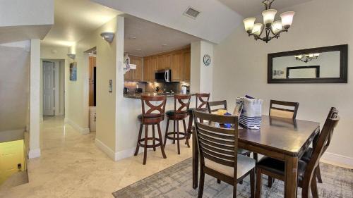 Rock Harbor Apartment | 411 Mariners Club