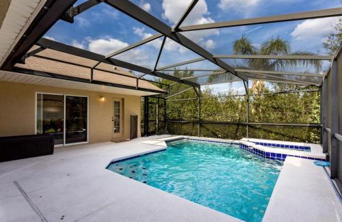Orange Tree Villa | #412-Newly decorated and furnished 4 bed private pool home near to Disney with Mini putt putt golf hole