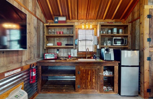 Ledbetter Cabin | 42 m² Cabin ∙ 1 bedroom ∙ 2 guests