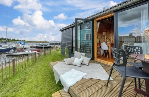 Lauwerzijl Other | 42 m² Camping ∙ 2 bedrooms ∙ 4 guests