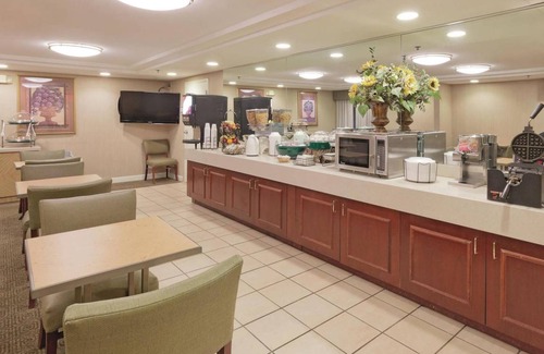 Warwick Hotel | 42 m² Hotel ∙ 127 guests