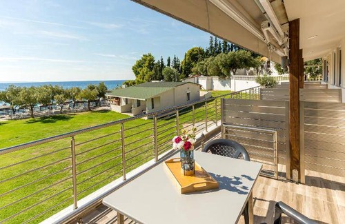 Paradhisos Apartment | 42 m² Serviced apartment ∙ 2 bedrooms ∙ 6 guests