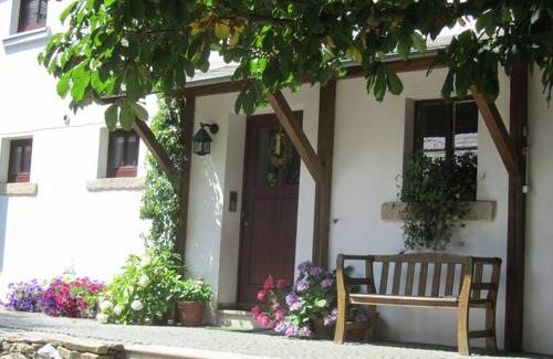 Berg Apartment | 42sqm apartment with organic farm experience with breakfast possible