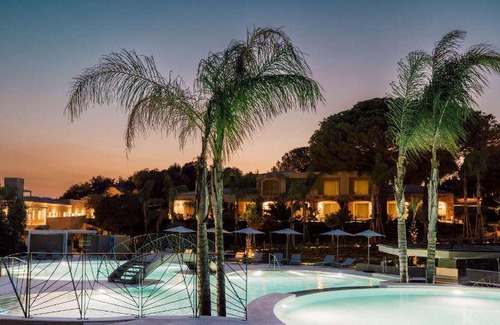 Baja Sardinia Resort | 44 m² Resort ∙ 2 bedrooms ∙ 10 guests