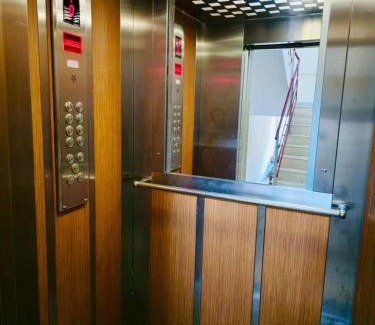 Shkoder Apartment | 446 White Suite Luxury