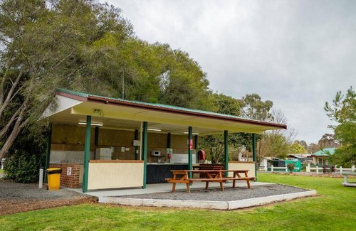 Eildon Resort | 45 m² Resort ∙ 3 bedrooms ∙ 22 guests