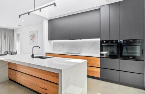 Yarrawonga House | 45 On Fairway