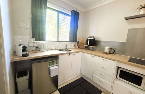 Bassendean Apartment | 45 Private Guest Suite for 2 AC+Parking