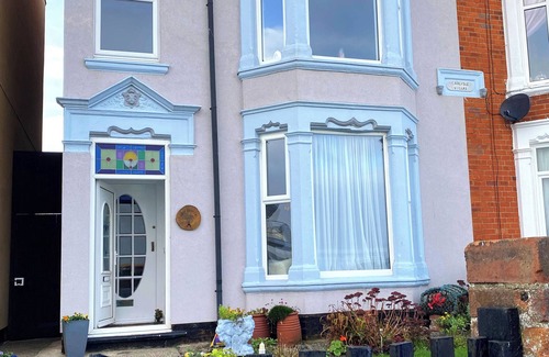 Withernsea Cottage | 46 The Promenade