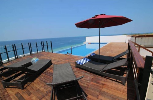 Ukulhas Hotel | 48 m² Hotel ∙ 7 guests