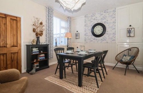 Withernsea House | 48 Waxholme Road