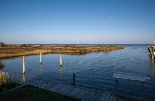 Buxton House | 48184 Decoy Rd Home