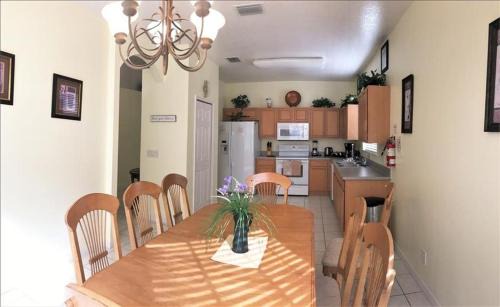Calabay Parc House | 49 home