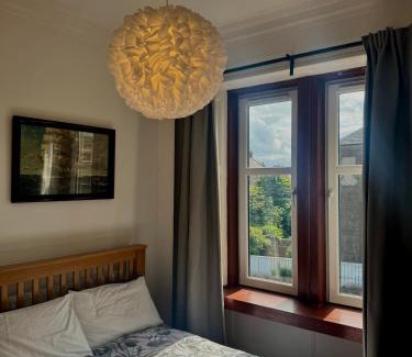 St Leonards Apartment | 4B Millhill Street
