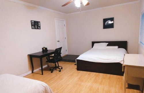 Rose Glen House | 4B Whole house in Central San Jose