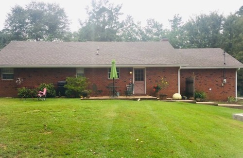 Iuka House | 4BdRm Home Near Mineral Springs Park