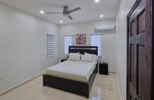 Philipsburg Apartment | 4Bed Condo - Sleeps 8 - Pool Bbq Views Parking