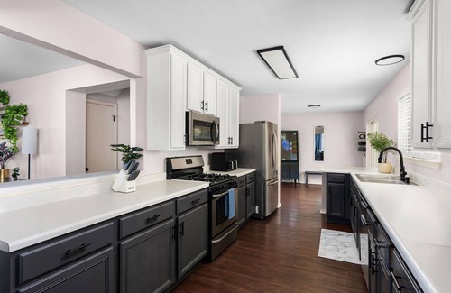 Austin House | 4BR 30+ Days WiFi + Home Office + Near Airport