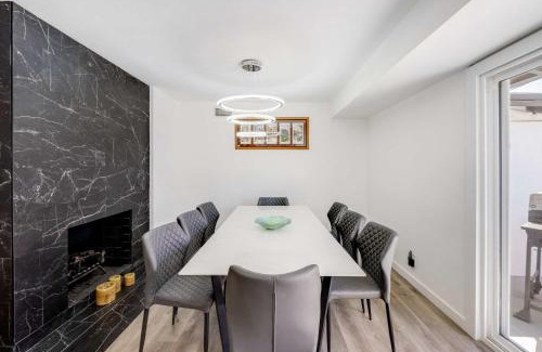 Thousand Oaks House | 4BR Escape - Mtn Views Private BBQ