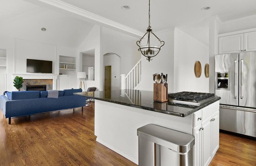 Sammamish House | 4BR House in Sammamish w/Office