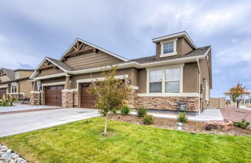 Northgate House | 4BR Modern Townhome Close to USAFA