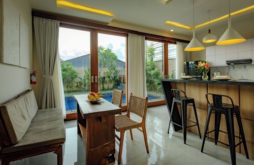 Abiansemal Villa | 4BR Private Pool Villa Near Taman Beji Griya