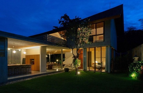 Saba Villa | 4BR VILLA EAST COAST BALI BEACH WALKING