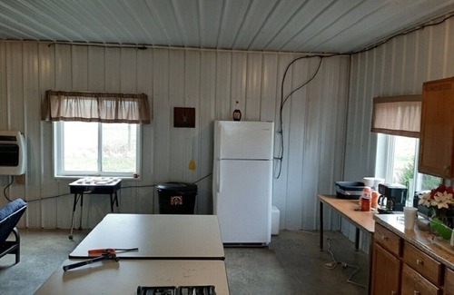 Hillsboro House | 5.8 Miles from Rocky Fork Lake State Park Office, Camp Bunkkhouse Sleeps 20