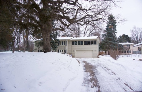 Fridley House | 5 bdrm house w/HOT TUB across from Moore Lake Park