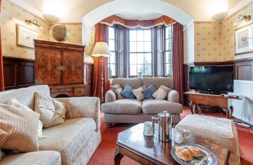 Blairgowrie House | 5 Bed in Blacklunans CA409