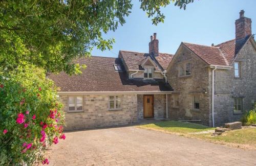 Corfe House | 5 Bed in Corfe Castle DC061
