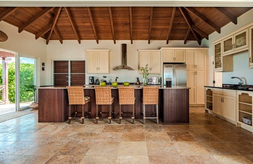 Freetown Villa | 5 Bed Luxury Villa with Private Pool, Beach Access, Outdoor BBQ & STUNNING VIEWS
