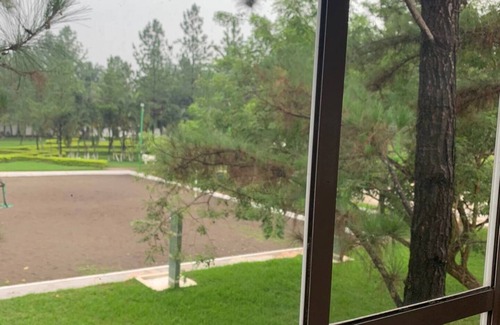 Coatepeque House | 5-bedroom 7 Bed 9 Guess Home with WiFi, AC in Cd Versailles Sn Juan Opico