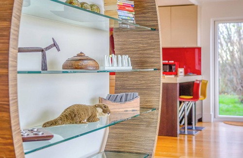 Cirencester Cottage | 5 bedroom accommodation in Somerford Keynes, near Cirencester