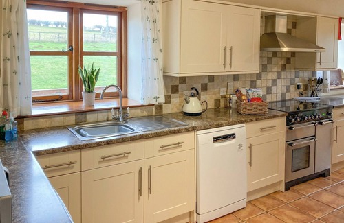 Bromyard Cottage | 5 bedroom accommodation in Bromyard, near Malvern Hills