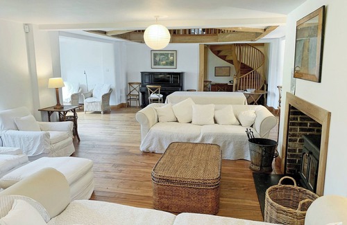 Holworth Cottage | 5 bedroom accommodation in Affpuddle, near Dorchester