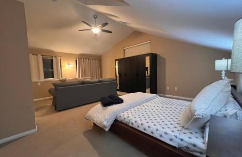 Walnut Creek House | 5 bedroom house in prestigious neighborhood!