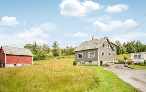 Bjoa House | 5 Bedroom Lovely Home In Bjoa