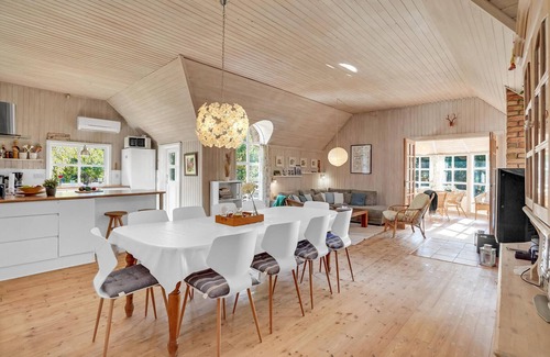 Sønderstrand House | 5 bedroom nice home in Rømø