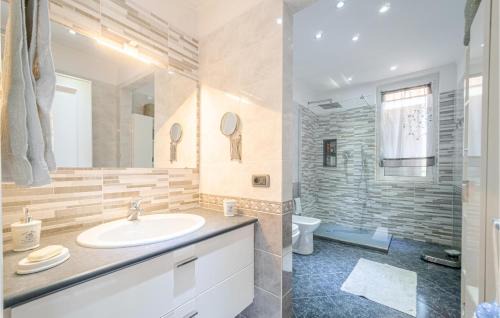 Chiavari House | 5 Bedroom Stunning Home In Chiavari