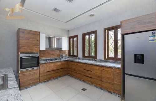 Sheikh Zayed City Villa | 5-bedroom villa with garden in bel air beverly hills-sheikh zayed